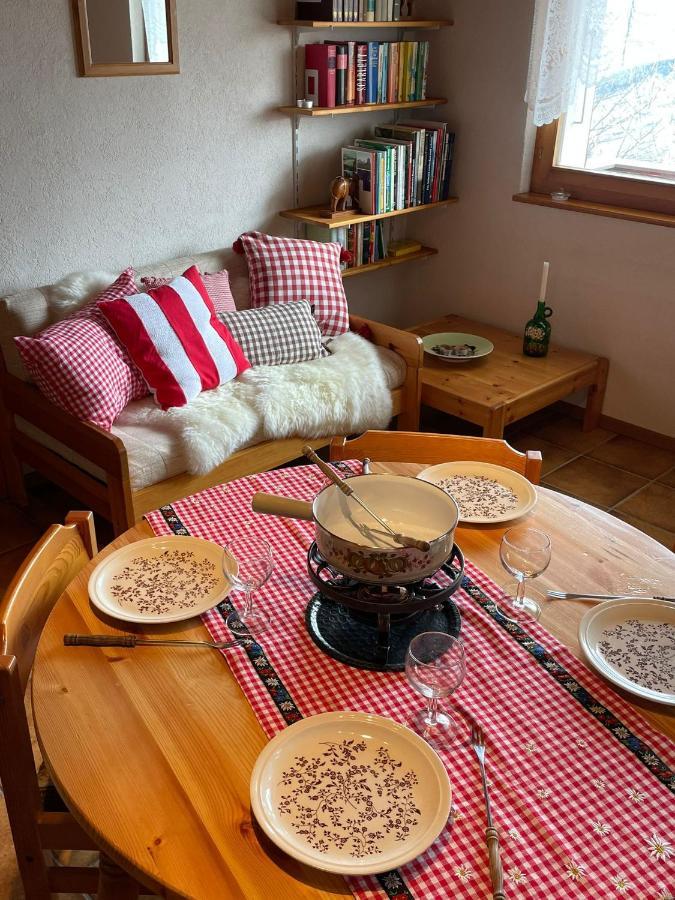 Gemuetliche Wohnung Mit Traumaussicht! Albinen Екстер'єр фото